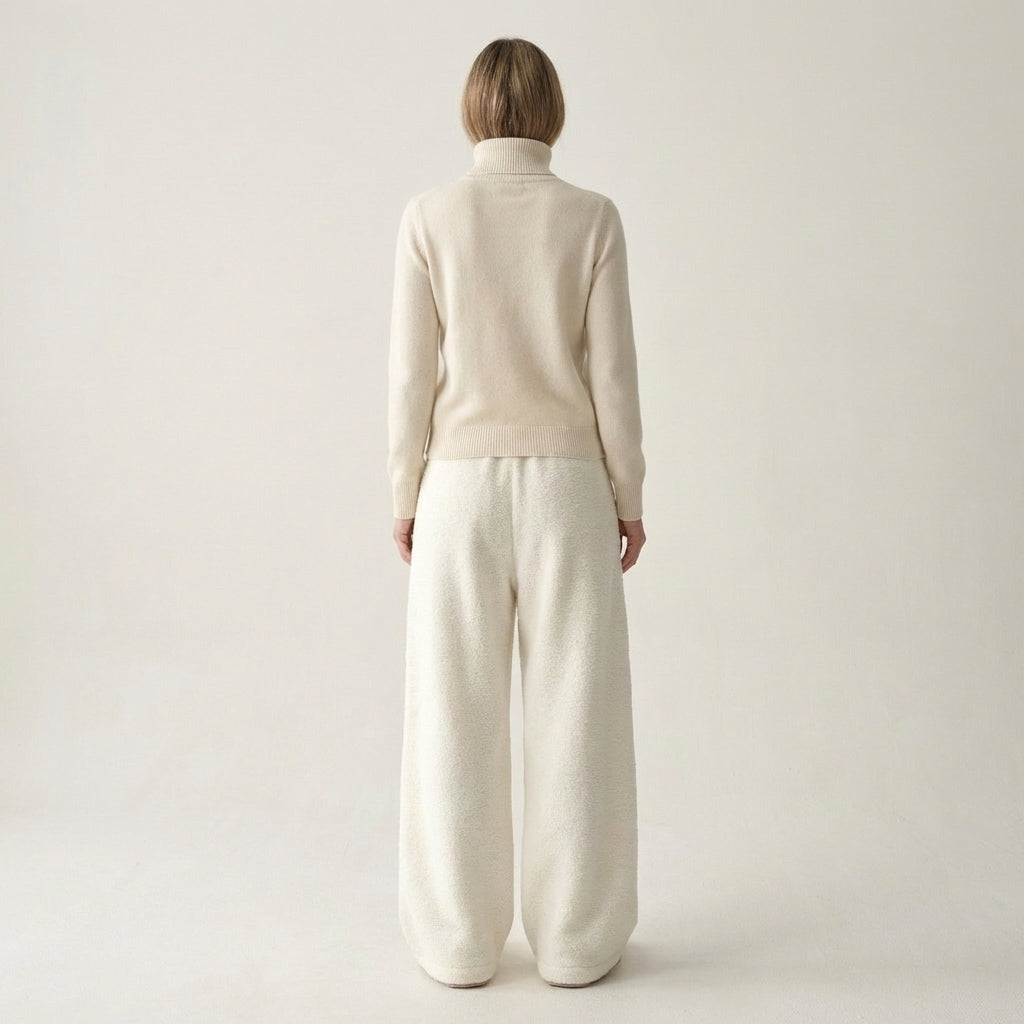 Emelda | Oversized Teddy Fleece Pants - Image 6